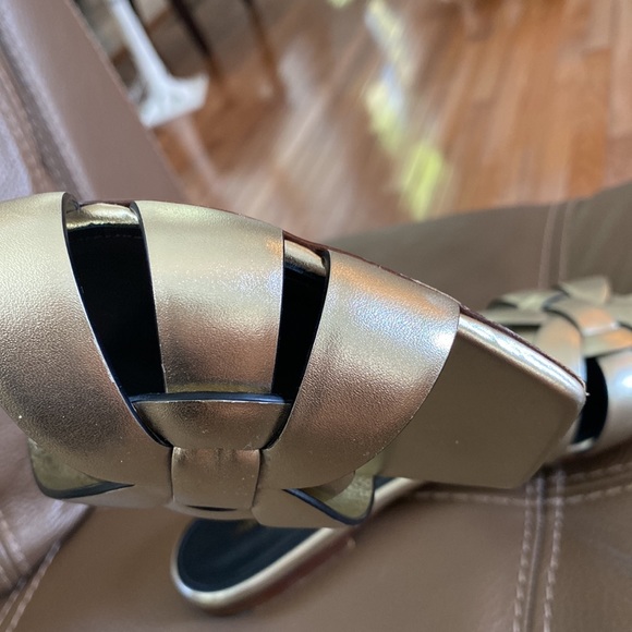 YSL tribute leather slides in Gold, size 39 - Picture 10 of 15